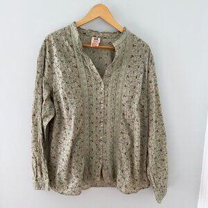 Faded Glory‎ Green Ditsy Floral Long Sleeve Blouse